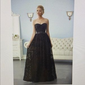ADRIANNA PAPELL ROSETTE TULLE SATIN & GOWN Size L